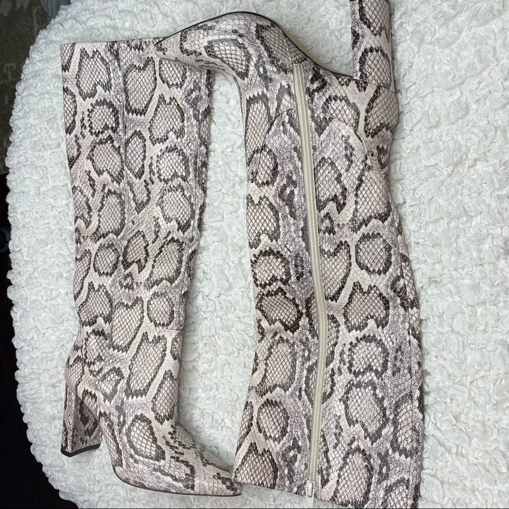 Antonio Melani Mckenda Snake Print Boots Size 6 M - Picture 2 of 6